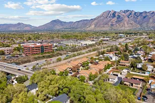 666 E Larchwood Dr, Midvale, UT 84047 - Photo 36