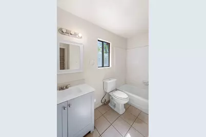 666 E Larchwood Dr, Midvale, UT 84047 - Photo 12