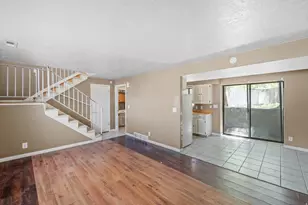 666 E Larchwood Dr, Midvale, UT 84047 - Photo 18