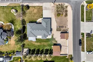 622 E 12000 S, Draper, UT 84020 - Photo 56