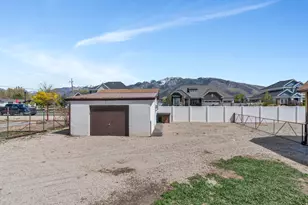 622 E 12000 S, Draper, UT 84020 - Photo 36