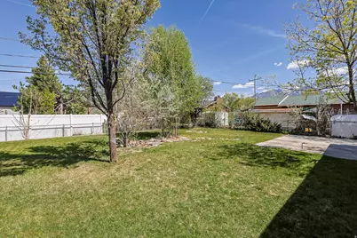 915 E Galena Dr, Sandy, UT 84094 - Photo 36