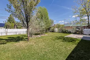 915 E Galena Dr, Sandy, UT 84094 - Photo 36