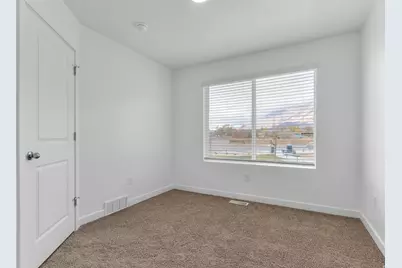 290 E 1275 N #106, Harrisville, UT 84404 - Photo 4