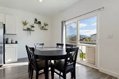 442 N Commodore Ln, Saratoga Springs, UT 84045 - Photo 10