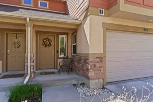 979 W Willow Green Way, Farmington, UT 84025 - Photo 2