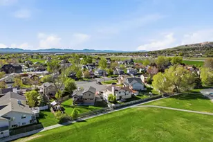 2470 N 450 W, Harrisville, UT 84414 - Photo 4