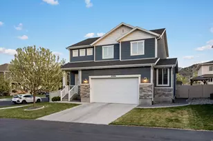 4206 Goosegrass Wy, Eagle Mountain, UT 84005 - Photo 2