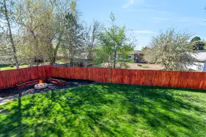 634 E Pico St, Sandy, UT 84070 - Photo 22