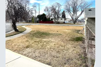 3887 S Hallmark Dr, West Valley, UT 84119 - Photo 22