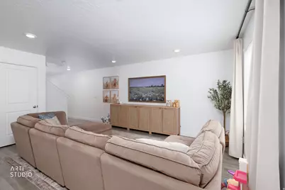 1081 E Jack Dr, Saratoga Springs, UT 84045 - Photo 6