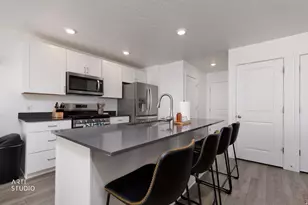 1081 E Jack Dr, Saratoga Springs, UT 84045 - Photo 12