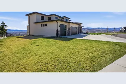 4197 N Autumn Wood Cir, Lehi, UT 84048 - Photo 4