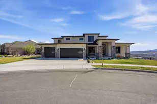 4197 N Autumn Wood Cir, Lehi, UT 84048 - Photo 2