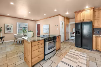 1445 E Stratford Ave, Salt Lake City, UT 84106 - Photo 12
