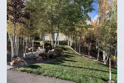 350 Pine Crest Cir, Wellsville, UT 84339 - Photo 4