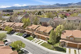 6672 S Pines Point Way, West Jordan, UT 84084 - Photo 20