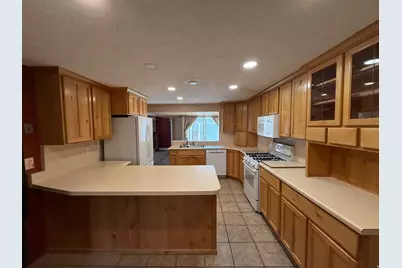 1048 E 2750 N, North Ogden, UT 84414 - Photo 6