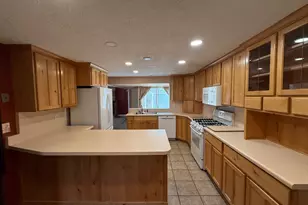 1048 E 2750 N, North Ogden, UT 84414 - Photo 6