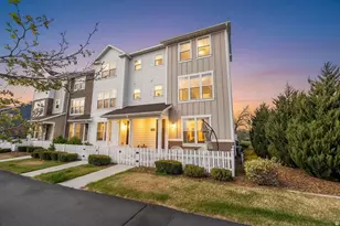 1007 W Painted Horse Ln, Bluffdale, UT 84065 - Photo 2