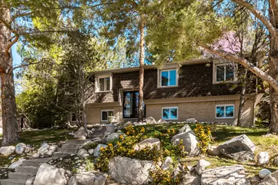 2555 E Chalet Rd S, Cottonwood Heights, UT 84093 - Photo 2