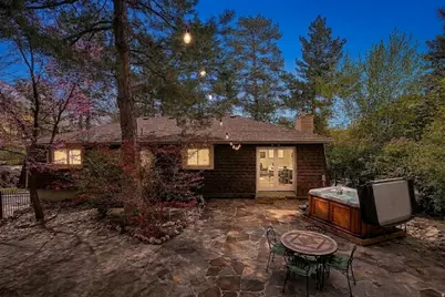 2555 E Chalet Rd S, Cottonwood Heights, UT 84093 - Photo 4