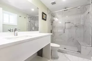 2555 E Chalet Rd S, Cottonwood Heights, UT 84093 - Photo 18