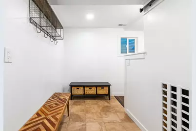 2555 E Chalet Rd S, Cottonwood Heights, UT 84093 - Photo 24