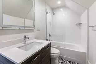 189 N R St E, Salt Lake City, UT 84103 - Photo 18