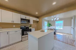 1470 E Darling St S, Ogden, UT 84403 - Photo 8