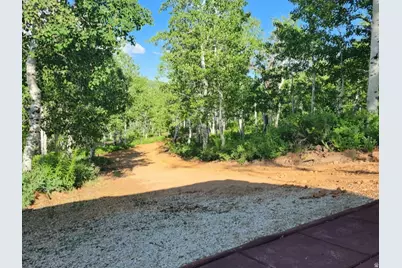 7347 Jim Bridger Dr #H47, Huntsville, UT 84317 - Photo 4