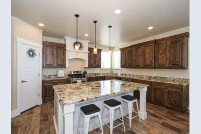 348 S 1430 E, Tooele, UT 84074 - Photo 18