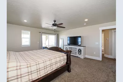 348 S 1430 E, Tooele, UT 84074 - Photo 30