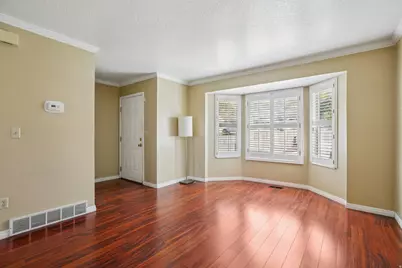 3073 E Stratton Dr S, Holladay, UT 84117 - Photo 6