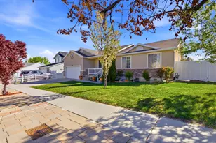 3339 S Hunter Farm Way, West Valley, UT 84128 - Photo 2