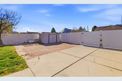 3339 S Hunter Farm Way, West Valley, UT 84128 - Photo 40