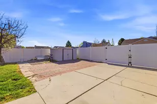 3339 S Hunter Farm Way, West Valley, UT 84128 - Photo 40