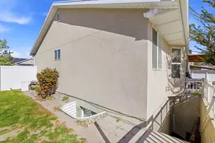 3339 S Hunter Farm Way, West Valley, UT 84128 - Photo 34