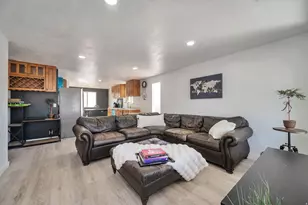 4471 S Honeywood Ln, West Valley, UT 84120 - Photo 8