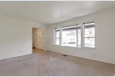 2249 E Creek Rd, Cottonwood Heights, UT 84093 - Photo 4