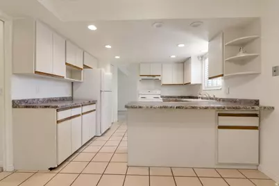 2249 E Creek Rd, Cottonwood Heights, UT 84093 - Photo 10