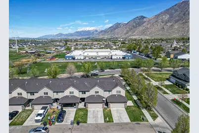 1135 W 100 S, Springville, UT 84663 - Photo 28