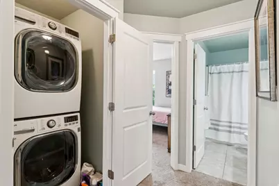 855 W Capraia Ct, Midvale, UT 84047 - Photo 22