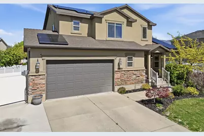 2068 W 1500 S, Woods Cross, UT 84087 - Photo 1