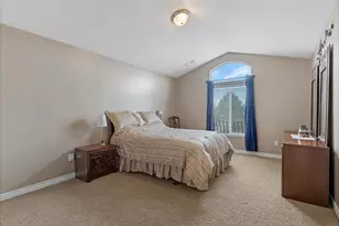 2943 W Current Creek Dr, South Jordan, UT 84095 - Photo 22