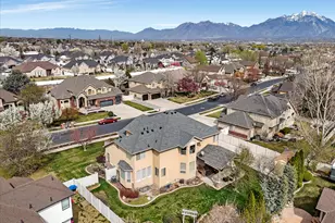 2943 W Current Creek Dr, South Jordan, UT 84095 - Photo 42