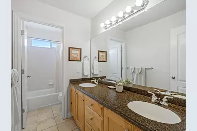 2943 W Current Creek Dr, South Jordan, UT 84095 - Photo 24