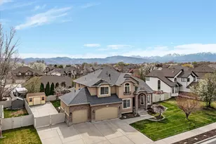 2943 W Current Creek Dr, South Jordan, UT 84095 - Photo 44