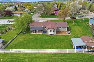 220 E 300 N, Hyde Park, UT 84318 - Photo 34