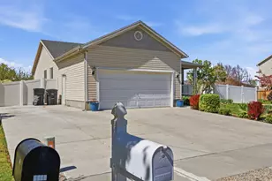 5675 N Lanyard Ln, Stansbury Park, UT 84074 - Photo 4